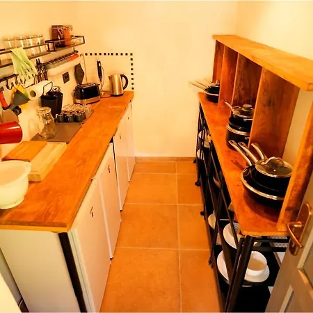 Tlaka Apartmán